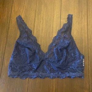 Navy lace bra size small